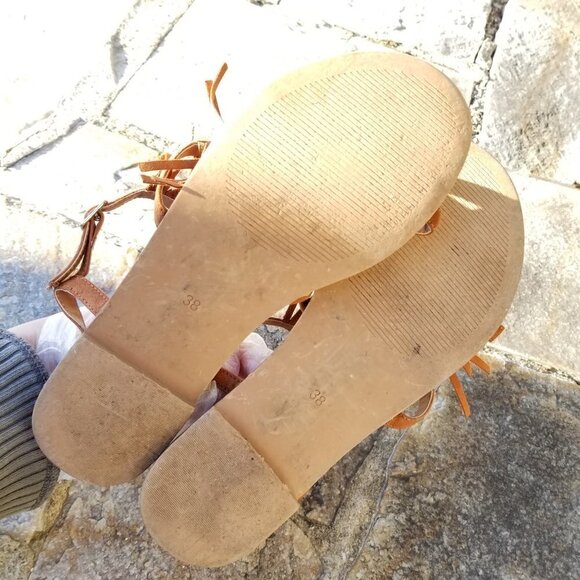 H&M Boho Fringe Studded Flat Sandals Size 7 - Picture 6 of 7